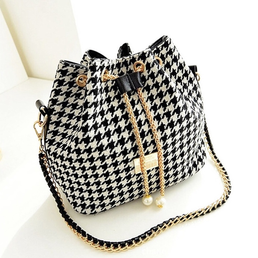 LAST ONE!!! 🖤 Bucket Bag 🖤